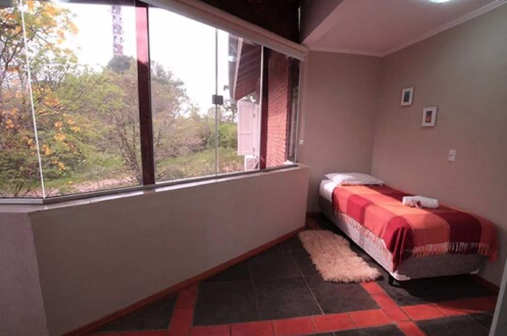 Aardvark Inn 3*